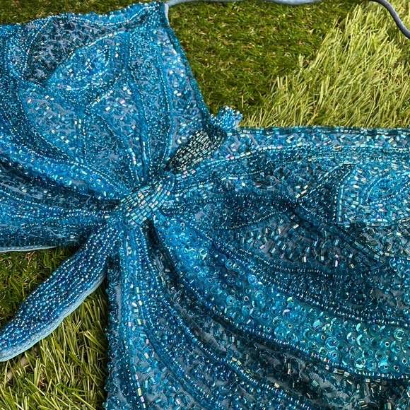 Blue beaded butterfly 🦋 top - Picture 7 of 15